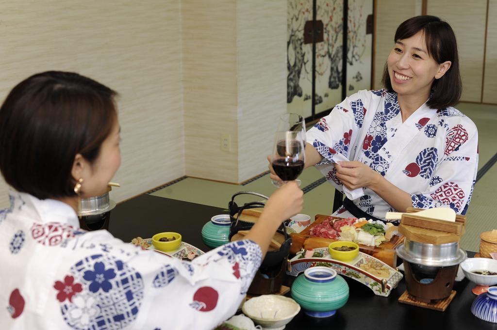 ホテルあずまし屋 黒石市 エクステリア 写真